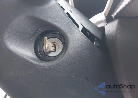 2015 Scion Tc из США, поврежденный, VIN JTKJF5C79F3093741